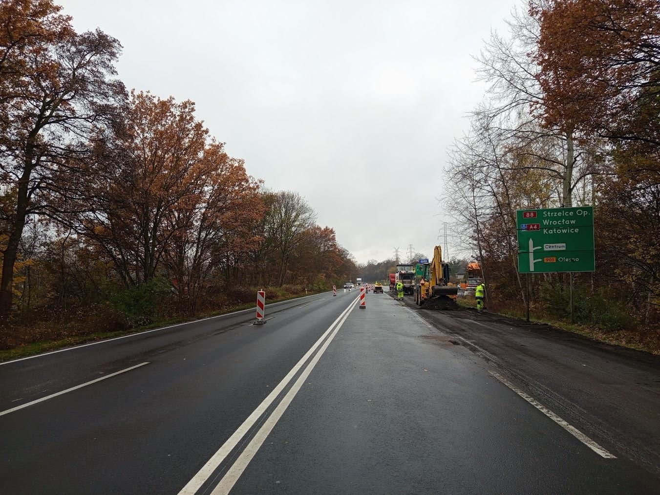 Wymiana nawierzchni na kolejnym z wiaduktów w ciągu DK88