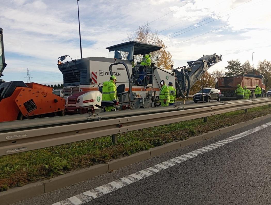 Dobiegł końca remont nawierzchni na kolejnym wiadukcie w ciągu DK88 