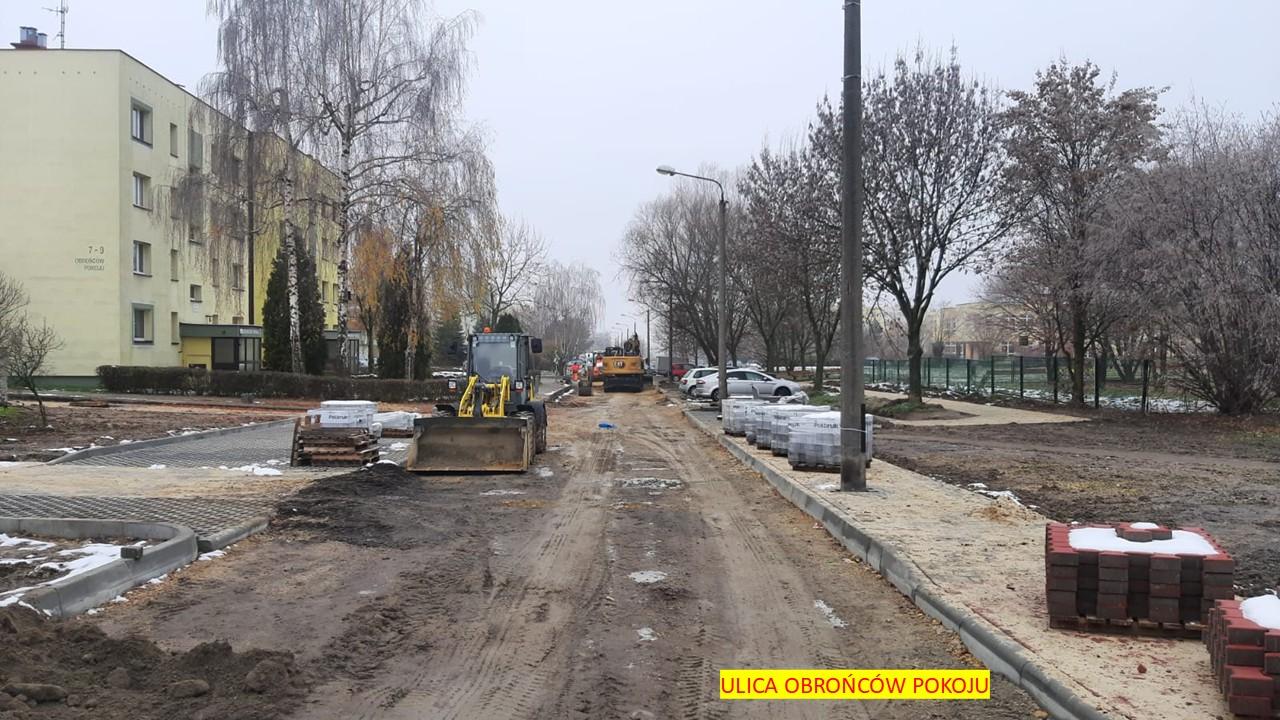 W naszym mieście trwają ostatnie w tym roku intensywne prace remontowe, mające na celu poprawę bezpieczeństwa i komfortu poruszania się mieszkańców